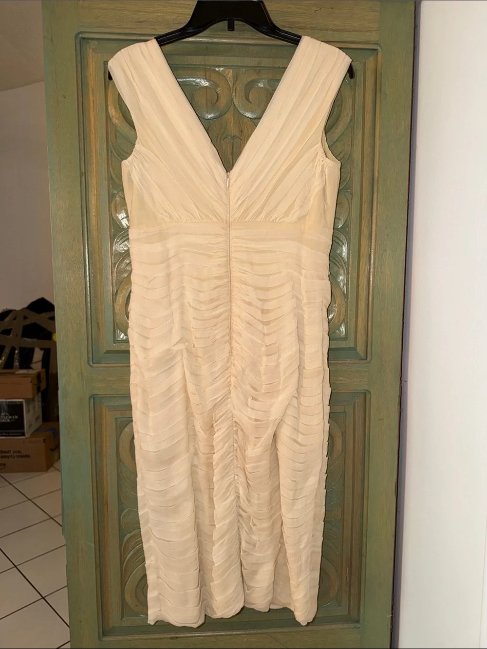 Tadashi Shoji Ivory V-Neck Layered silk Dress